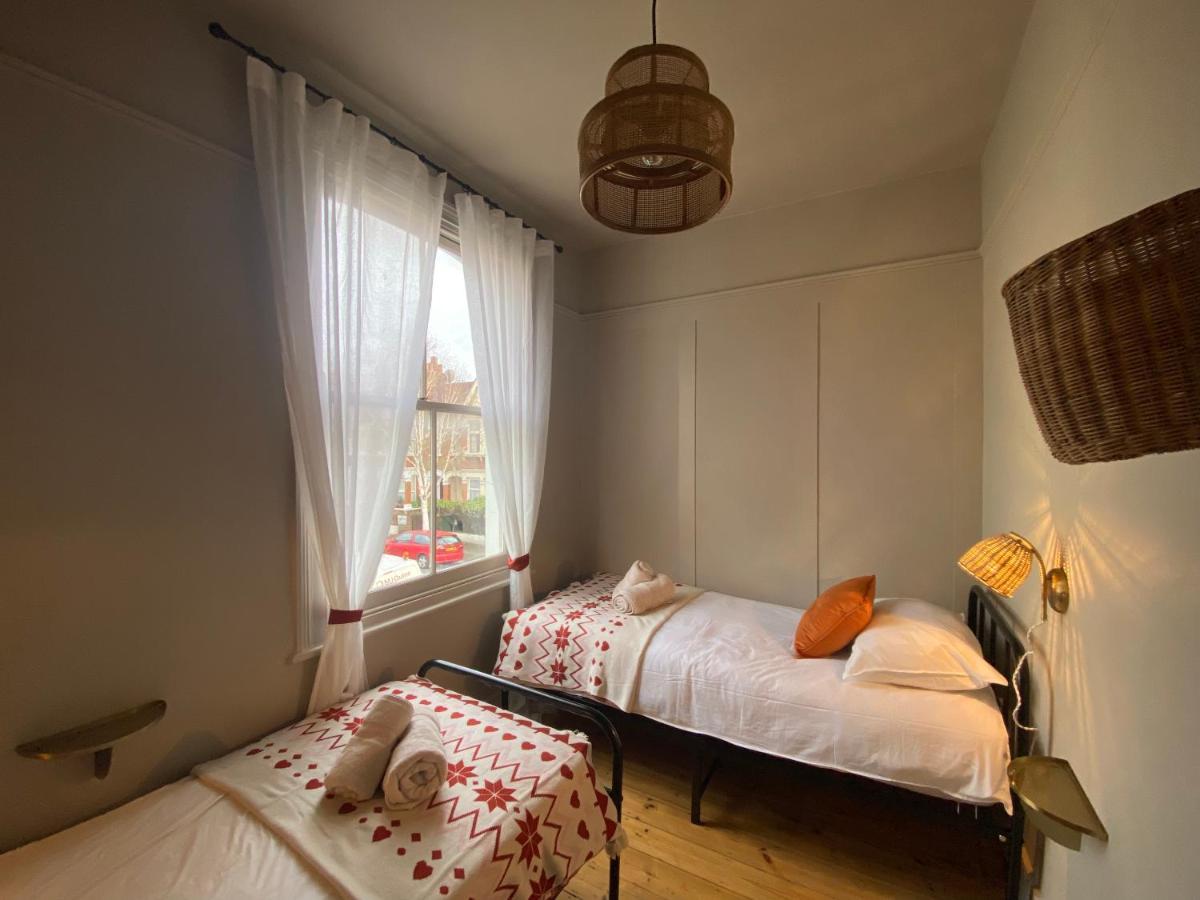 Апартаменты Stylish Apt London Excel Olympic Close To Station Экстерьер фото